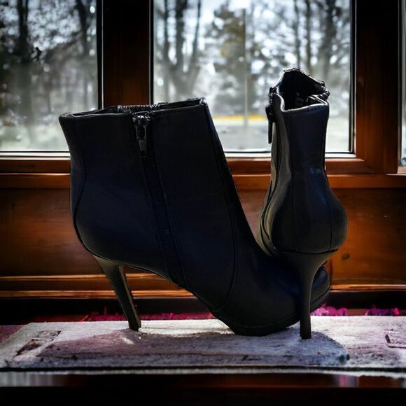 MIA Stiletto ankle boots size 7 - Picture 4 of 6